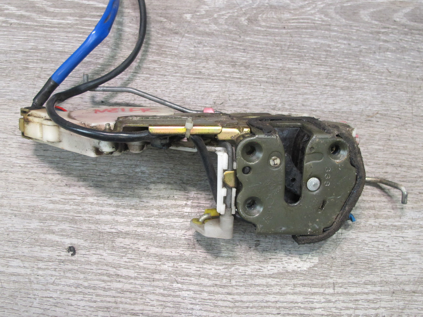 92-96 Nissan Z32 300ZX Right Door Lock Latch Actuator 8055045P00 OEM