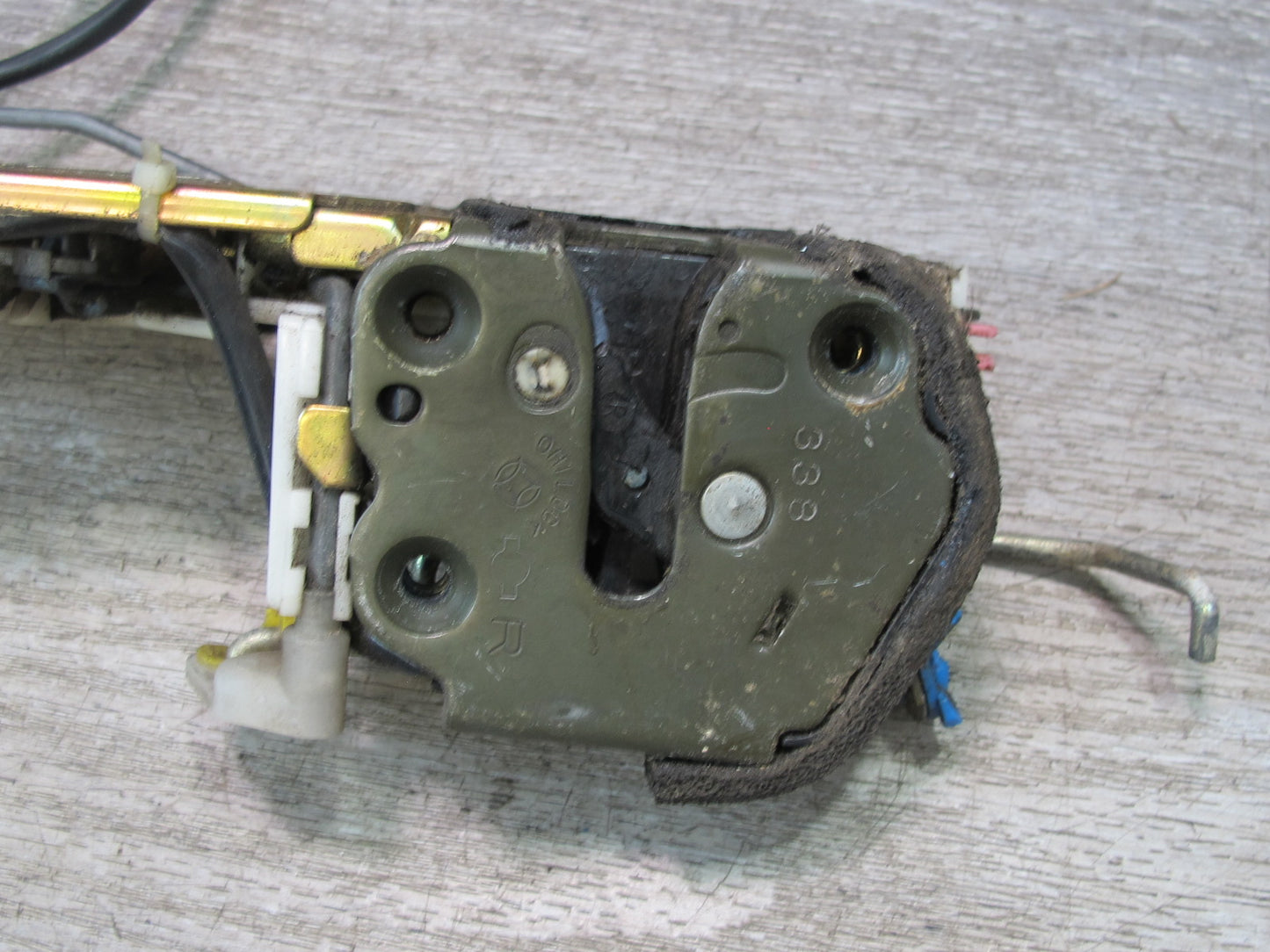 92-96 Nissan Z32 300ZX Right Door Lock Latch Actuator 8055045P00 OEM
