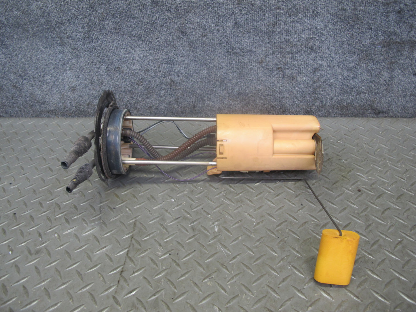 2003 Hummer H2 Fuel Pump Level Sensor Sending Unit Assembly