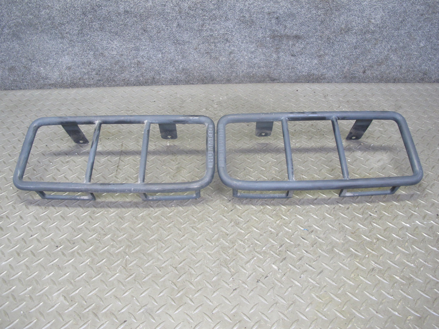 2003-2004 Hummer H2 Rear Right Left Tail Light Lamp Guard Bezel Molding Trim Set