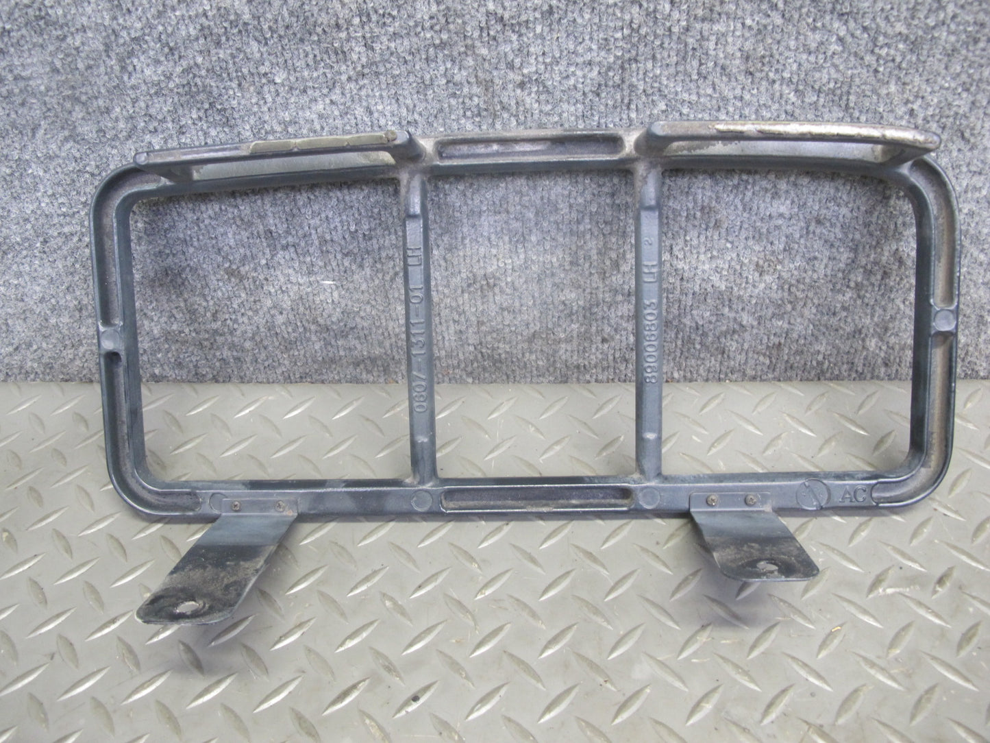 2003-2004 Hummer H2 Rear Right Left Tail Light Lamp Guard Bezel Molding Trim Set