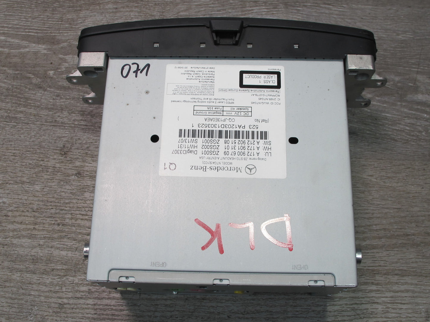 2012-2016 Mercedes R172 SLK Audio DVD CD Navigation Command Head Unit