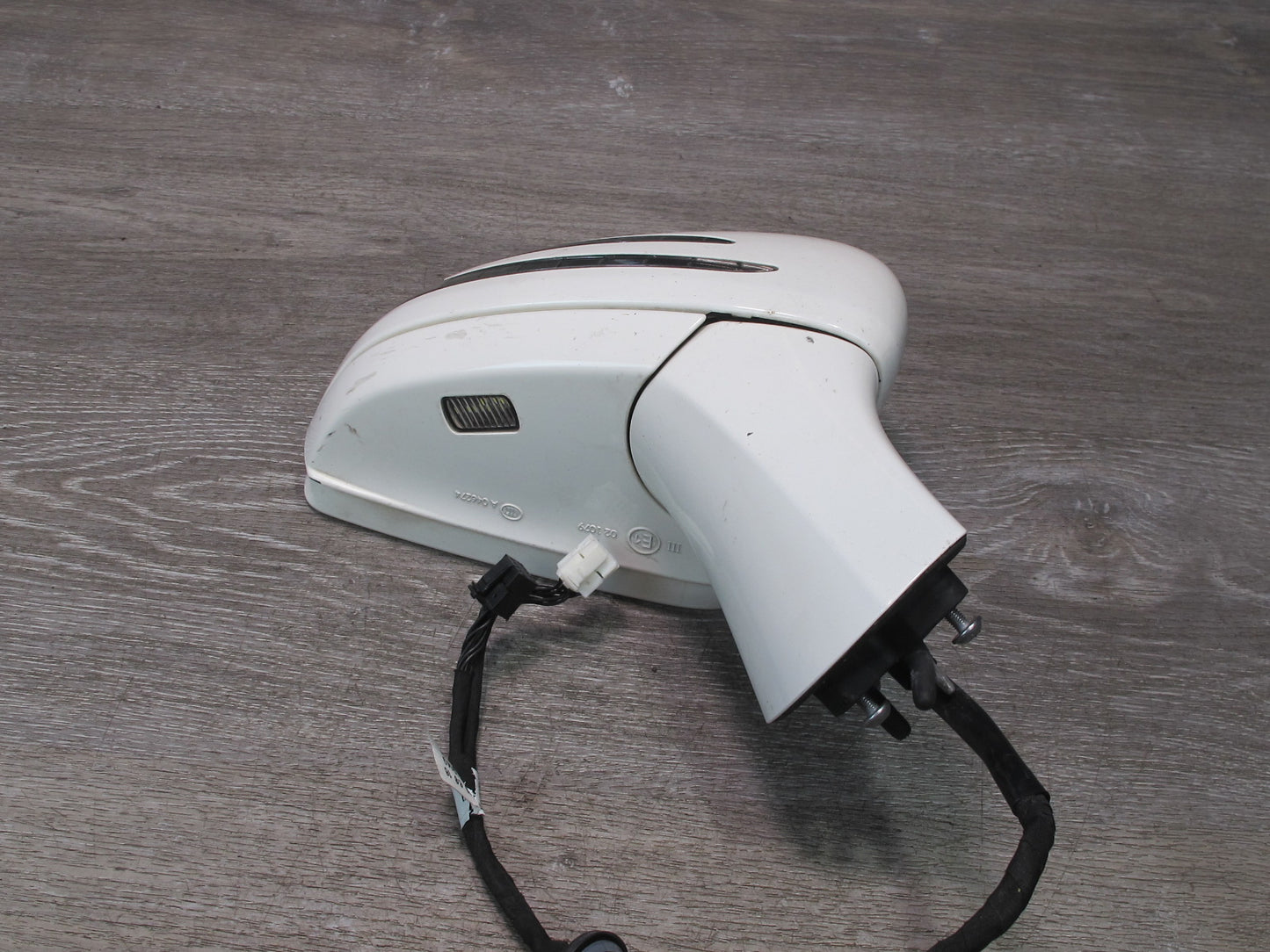 2012-2016 Mercedes R172 SLK Front Right Side Door Rear View Folding Mirror White