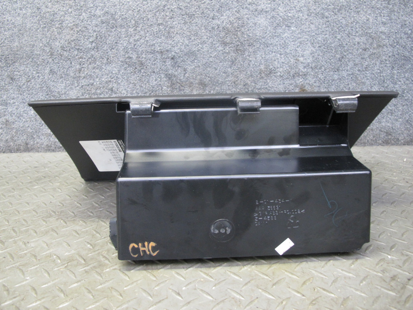 05-13 Chevrolet Corvette C6 Dash Glove Box Compartment Storage Door Lid OEM