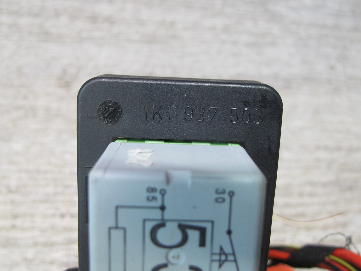 2008 VW Golf R32 R GTI Rabbit EOS Interior Fuse Relay w Holder OEM