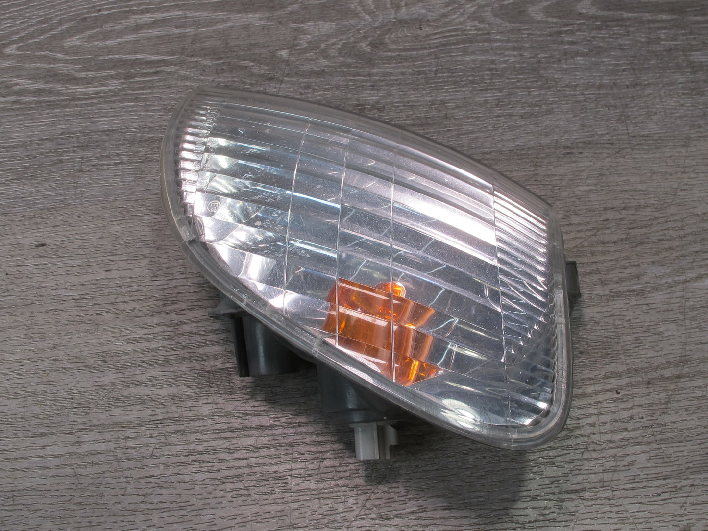 98-00 Lexus LS400 UCF20L Front Left Driver Side Turn Signal Light Lamp OEM