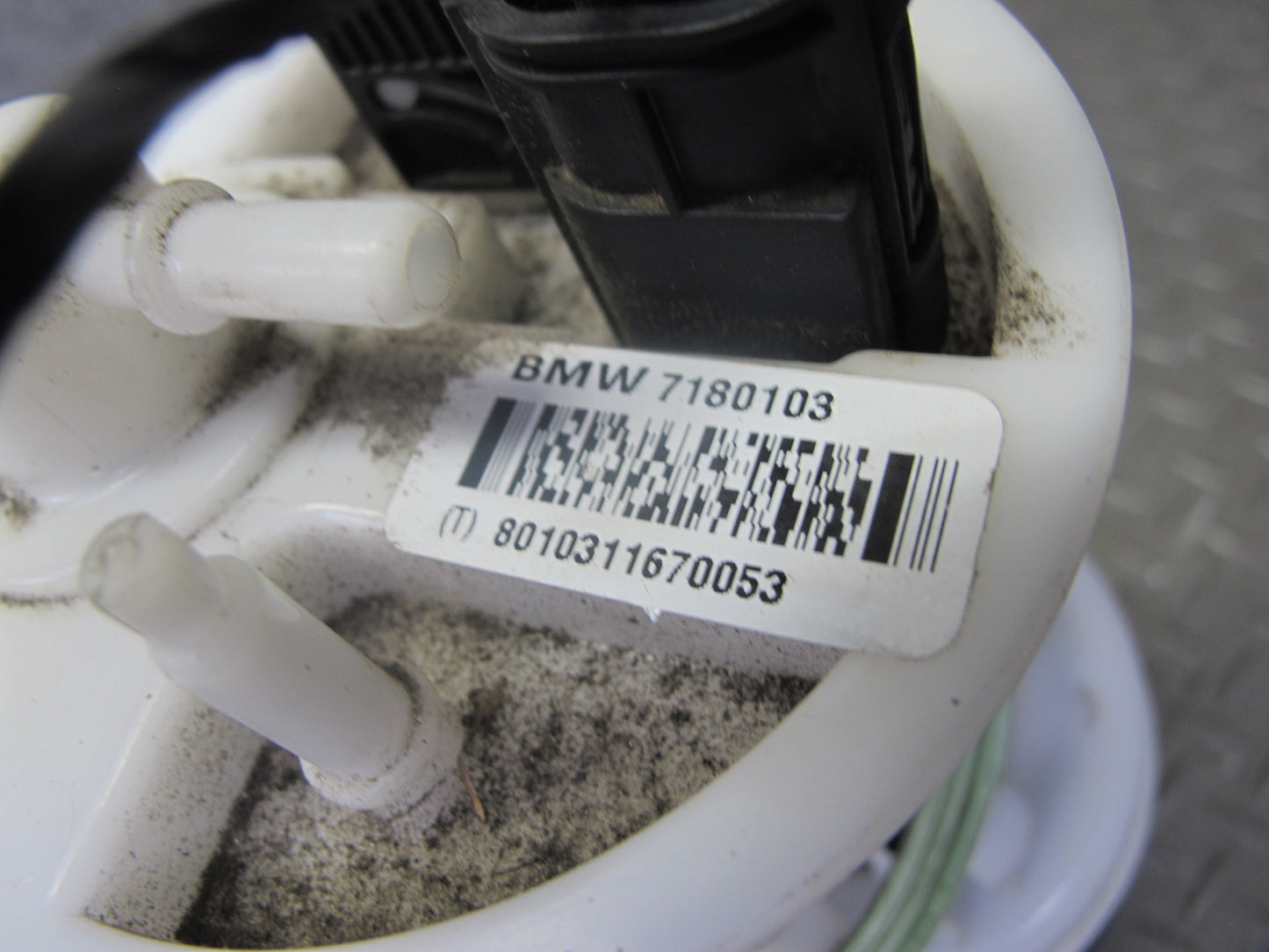 2010-2014 BMW E71 E72 X6 4.4L N63 Fuel Pump Level Sensor Sending Unit Set