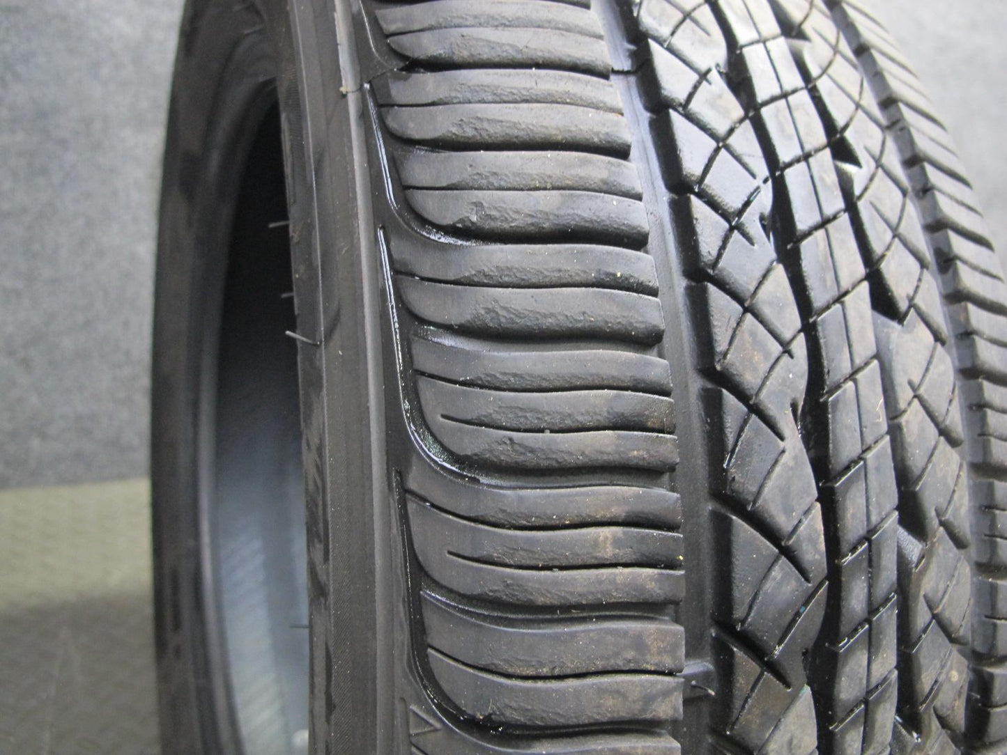 Set of 2 Suredrive ALL Season Tire 205/60 R15 91H 1124 9/32 Tread