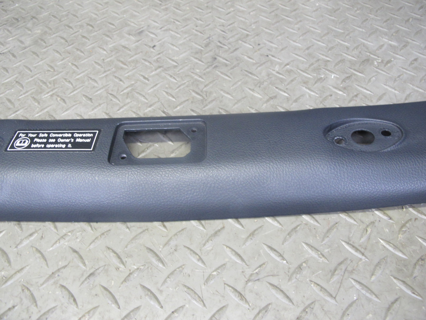 00-05 Toyota MR2 Spyder ZZW30L Headliner Roof Trim Cover Panel 63391-17010
