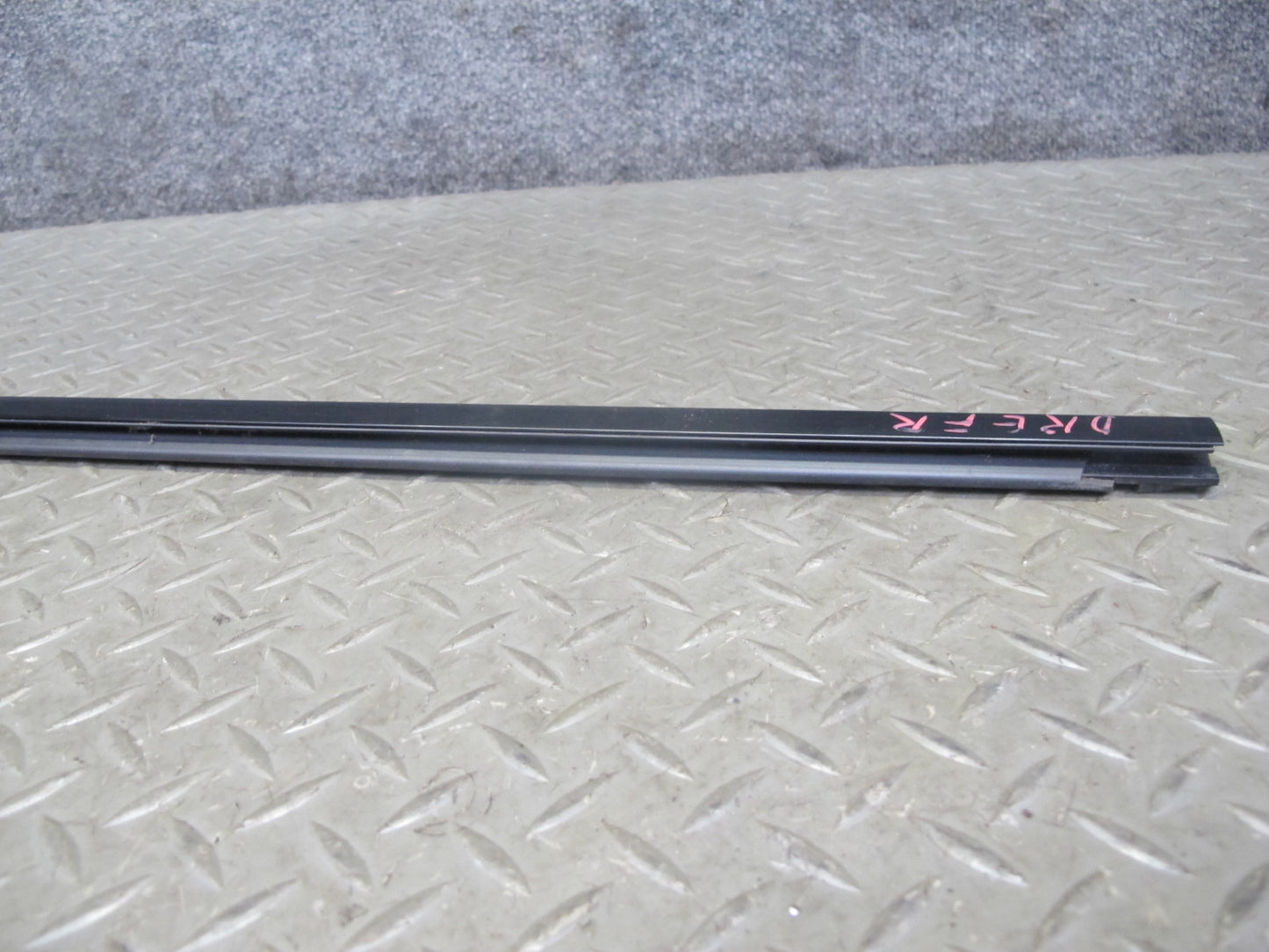 2012-2015 Range Rover Evoque L538 2DR Left & Right Door Window Trim Molding Set