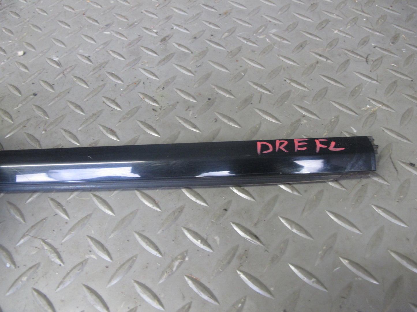2012-2015 Range Rover Evoque L538 2DR Left & Right Door Window Trim Molding Set