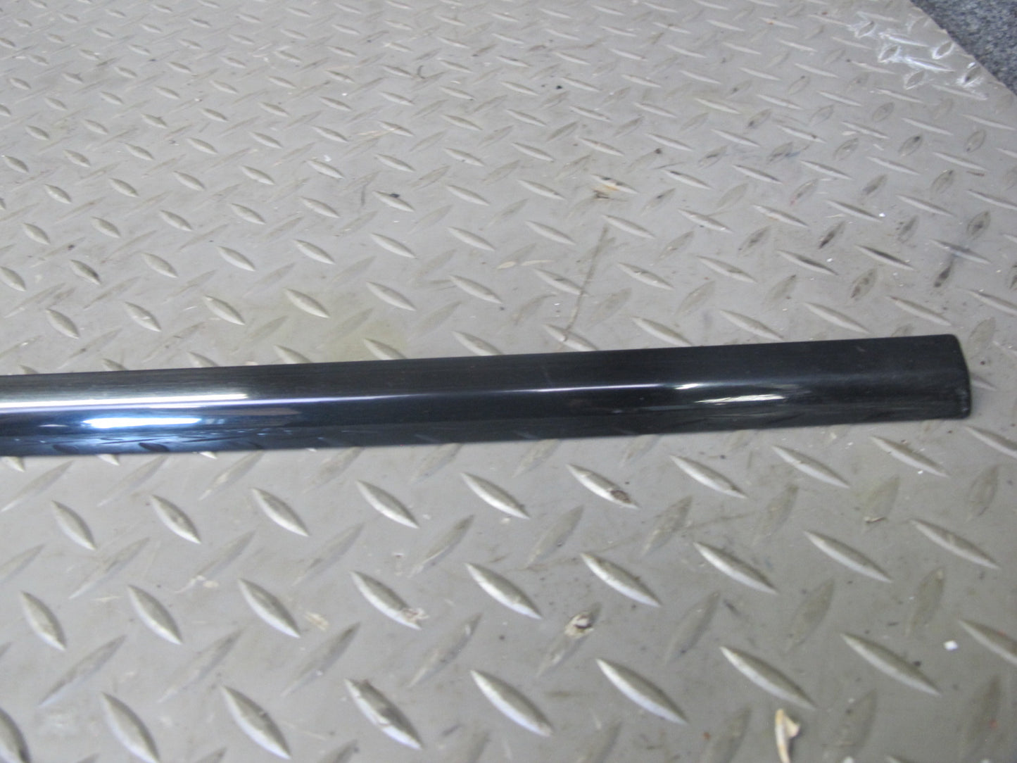 2012-2015 Range Rover Evoque L538 2DR Rear Quarter Window Trim Molding Set