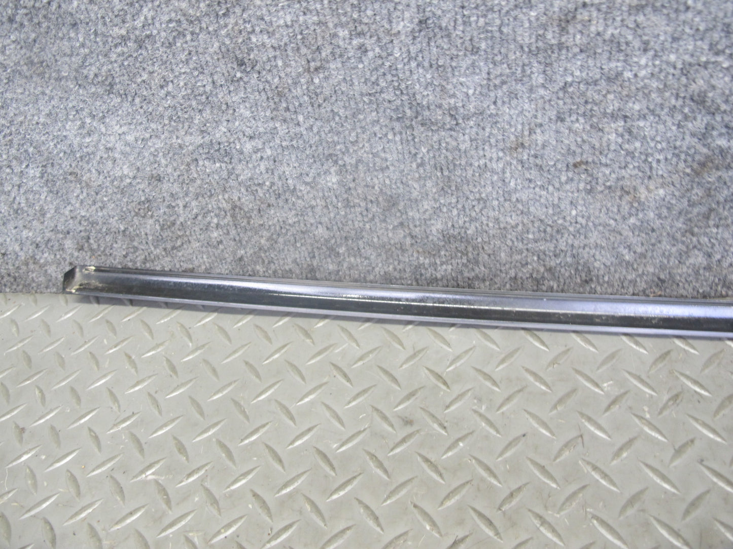 2012-2015 Range Rover Evoque L538 2DR Rear Quarter Window Trim Molding Set