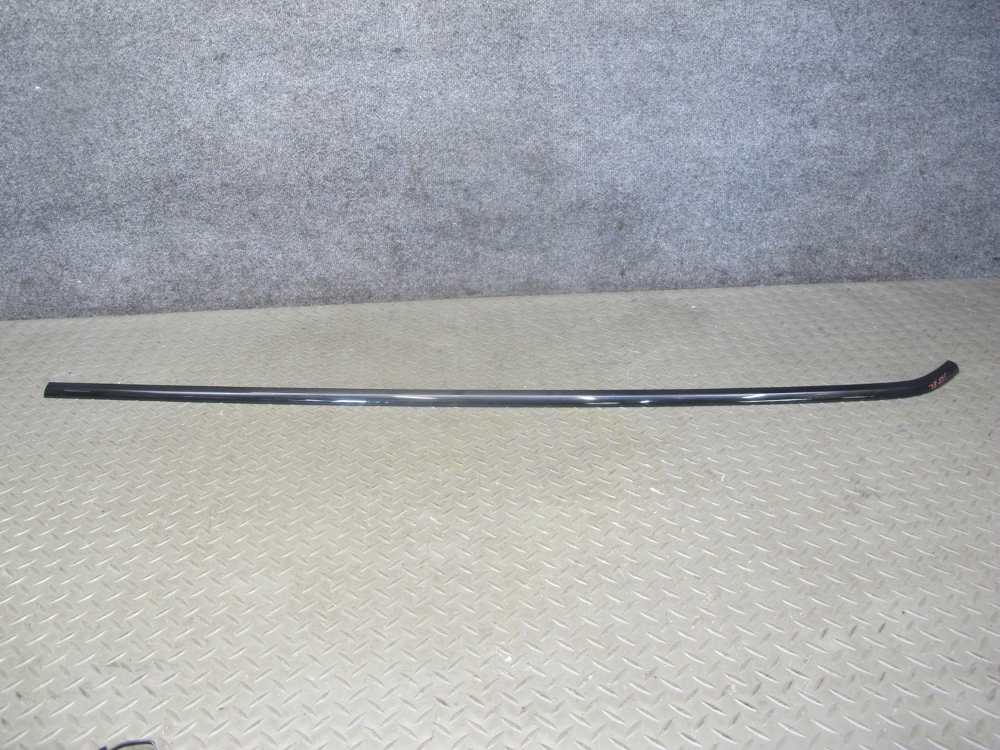 2012-2015 Range Rover Evoque L538 2DR Rear Quarter Window Trim Molding Set