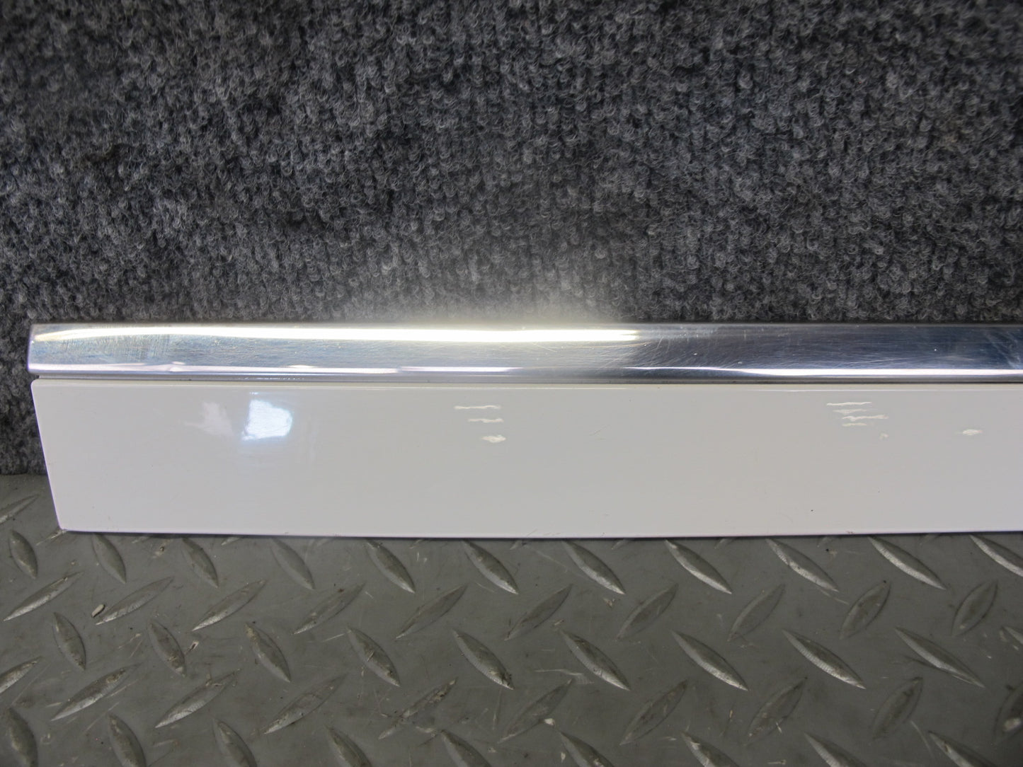 06-11 Mercedes W164 Ml-class Set of 2 Front Rear Right Door Exterior Molding OEM
