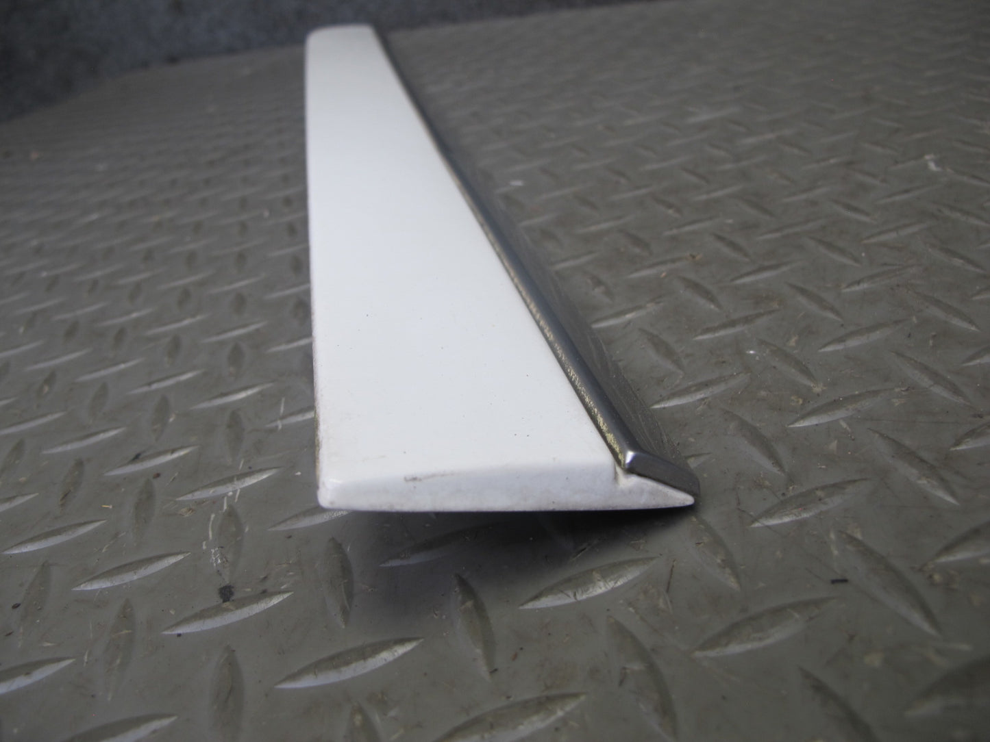 06-11 Mercedes W164 Ml-class Set of 2 Front Rear Right Door Exterior Molding OEM