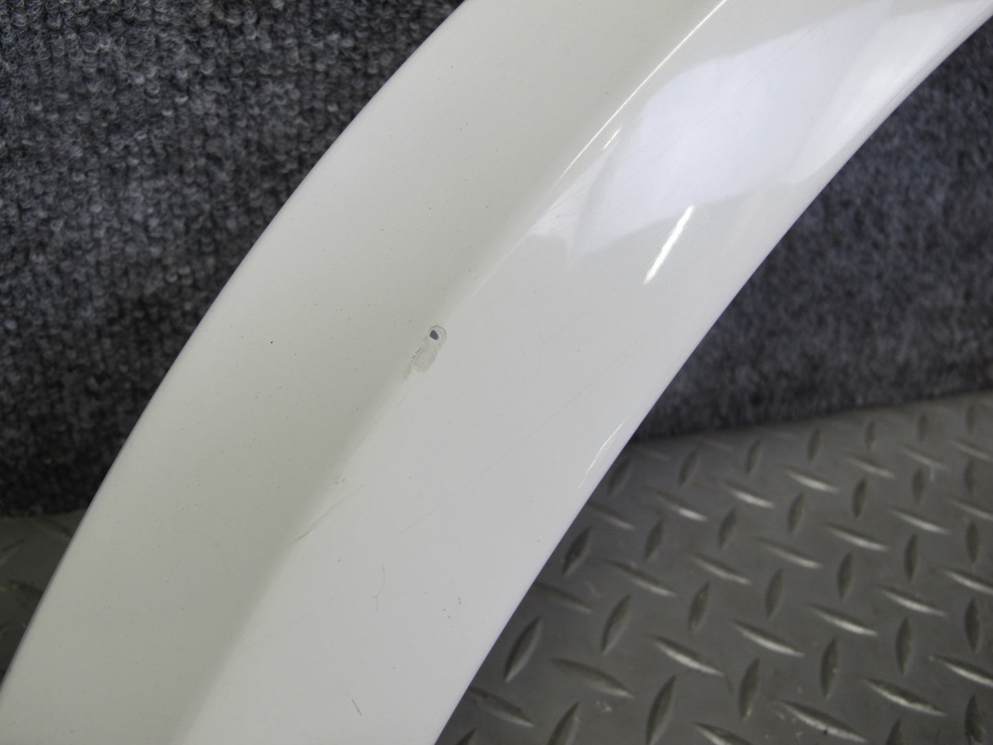 07-11 Mercedes W164 ML63 AMG Front Left Fender Flare Wheel Arch Trim Molding OEM