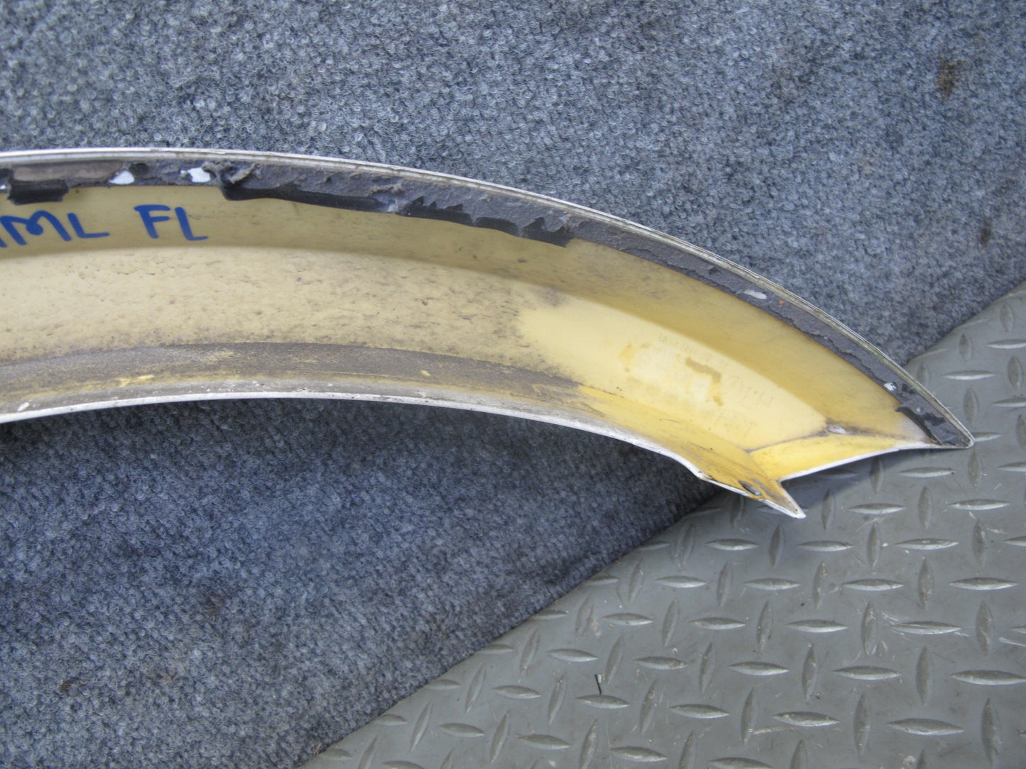 07-11 Mercedes W164 ML63 AMG Front Left Fender Flare Wheel Arch Trim Molding OEM