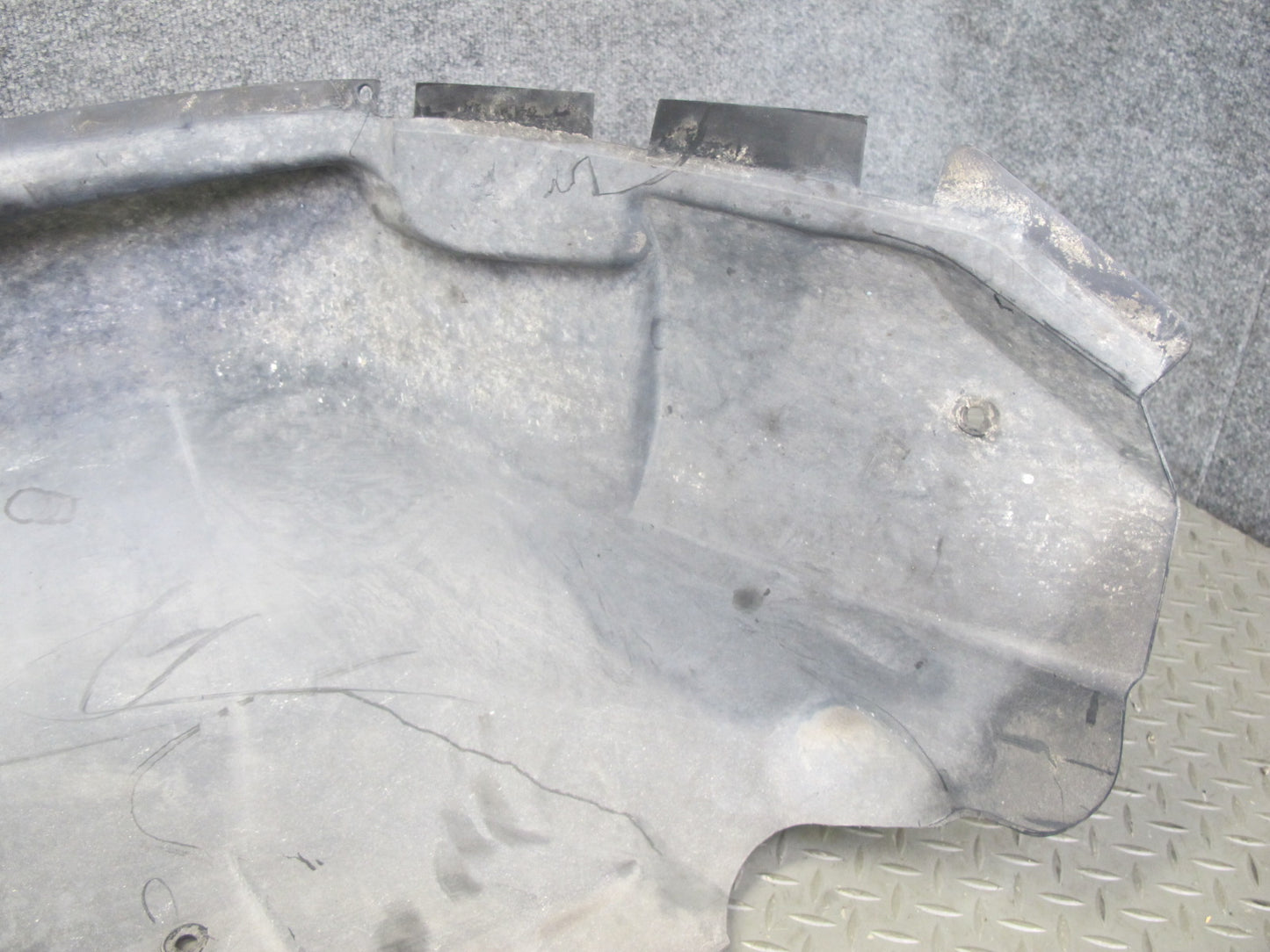 2003-2009 Hummer H2 Rear Right Side Wheel Fender Liner Splash Guard Shield