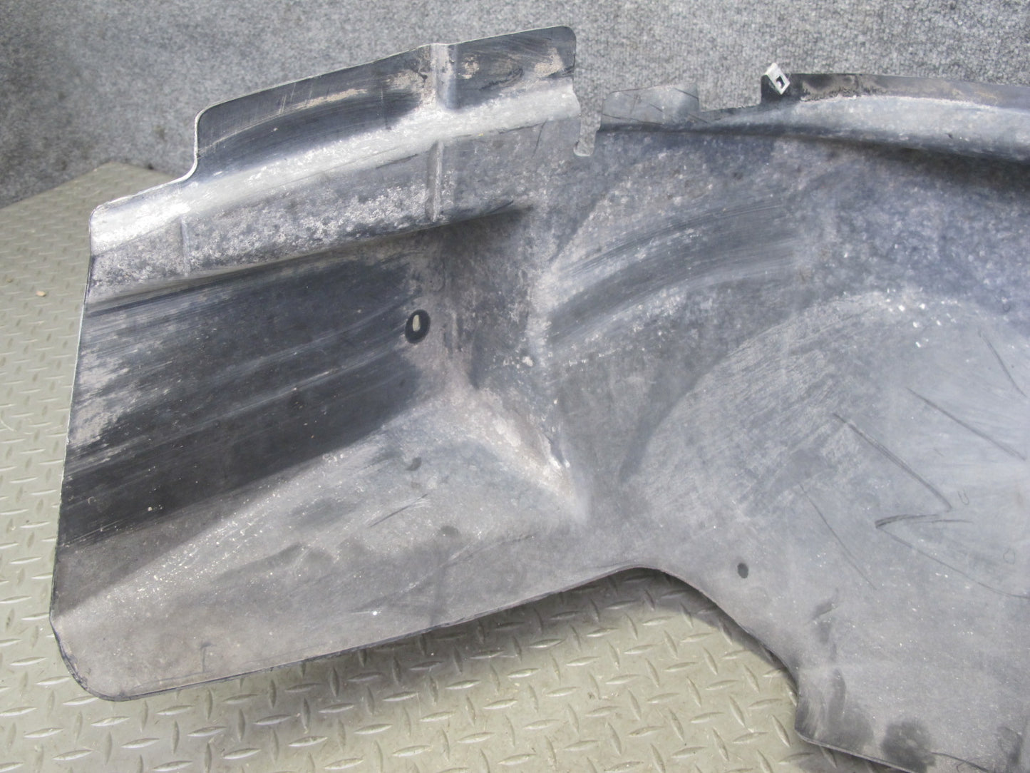2003-2009 Hummer H2 Rear Right Side Wheel Fender Liner Splash Guard Shield