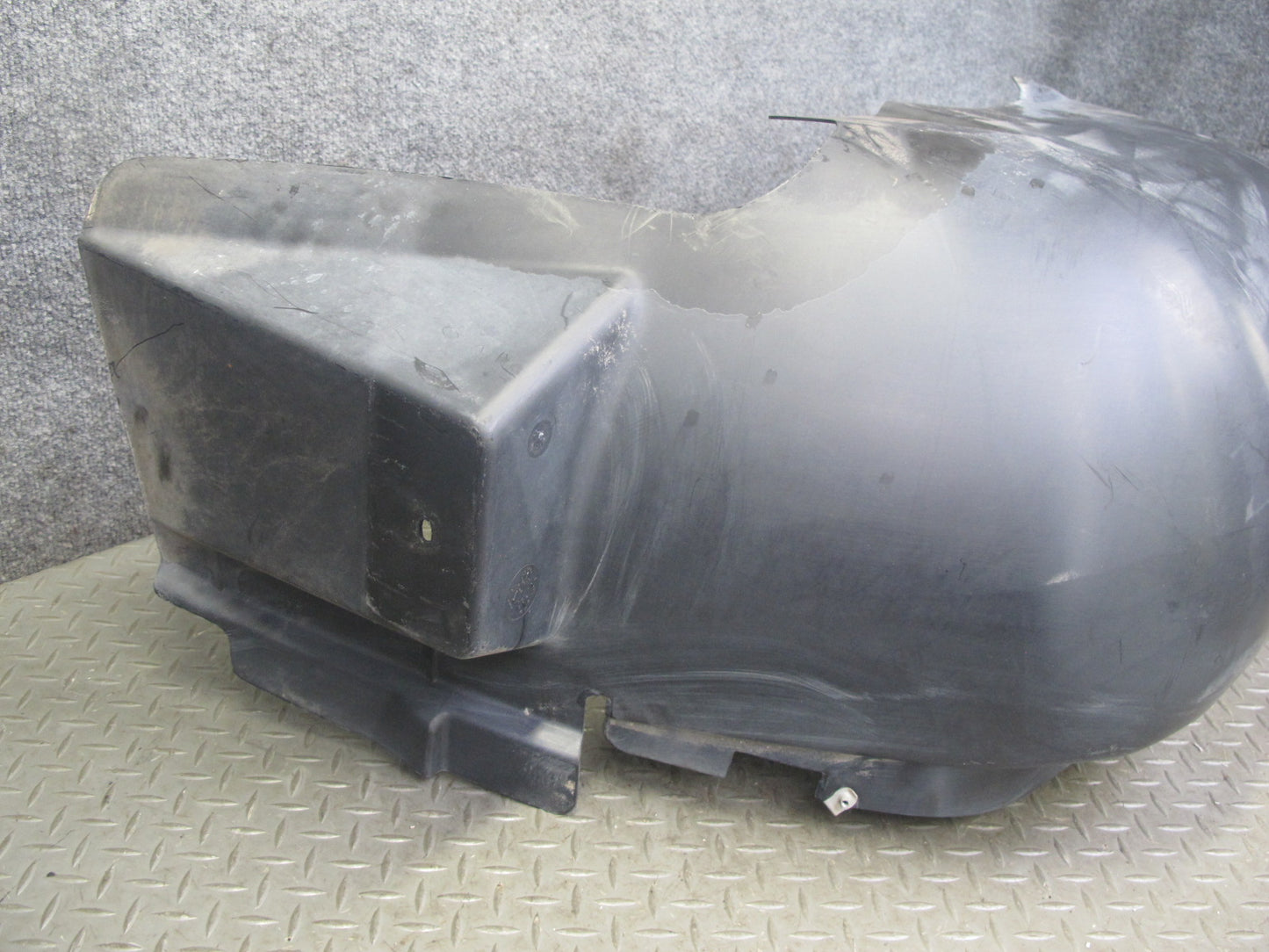 2003-2009 Hummer H2 Rear Right Side Wheel Fender Liner Splash Guard Shield
