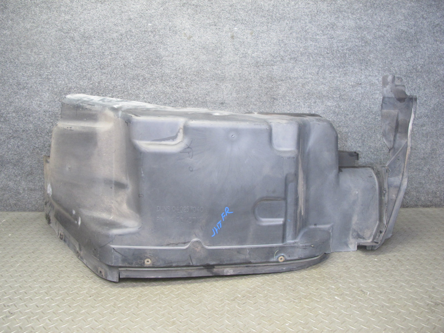 2003-2009 Hummer H2 Front Right Side Wheel Fender Liner Splash Guard Shield