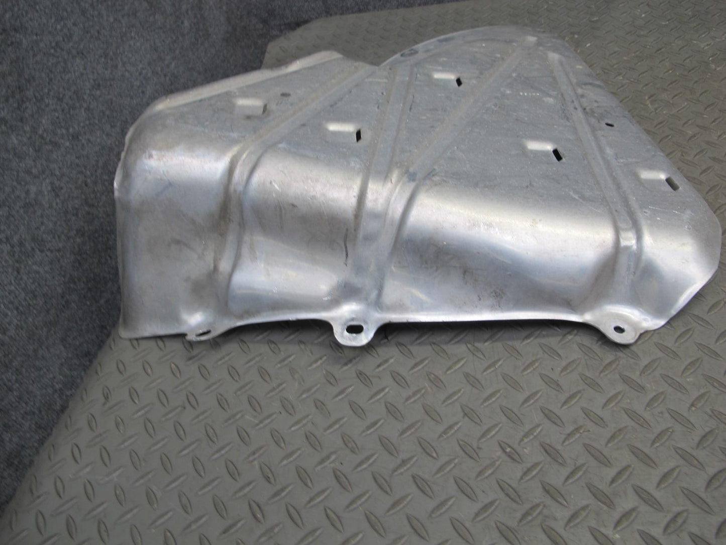 05-13 Chevrolet Corvette C6 Left Fuel Tank w Shield Cover OEM
