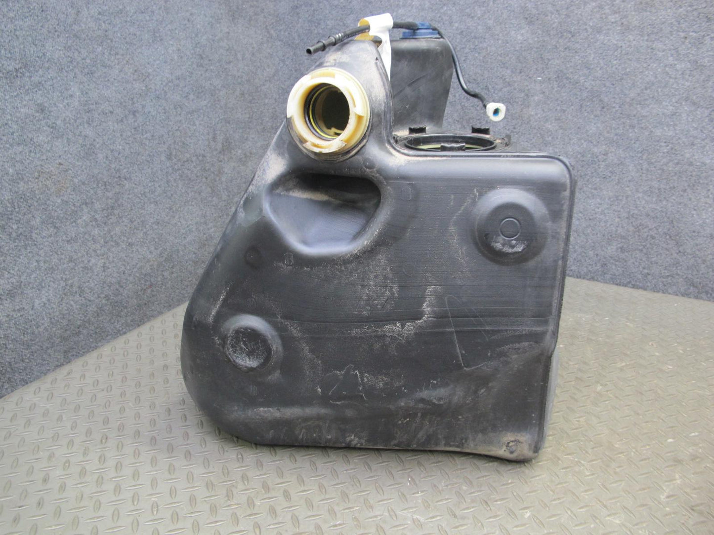 05-13 Chevrolet Corvette C6 Right Fuel Tank w Shield Cover OEM