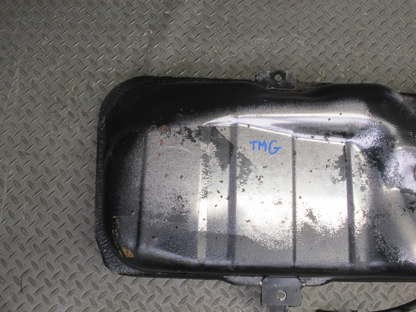 00-05 Toyota MR2 Spyder ZZW30L 1ZZFE Fuel Tank Unit OEM