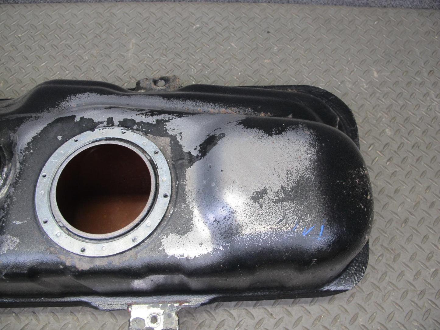00-05 Toyota MR2 Spyder ZZW30L 1ZZFE Fuel Tank Unit OEM