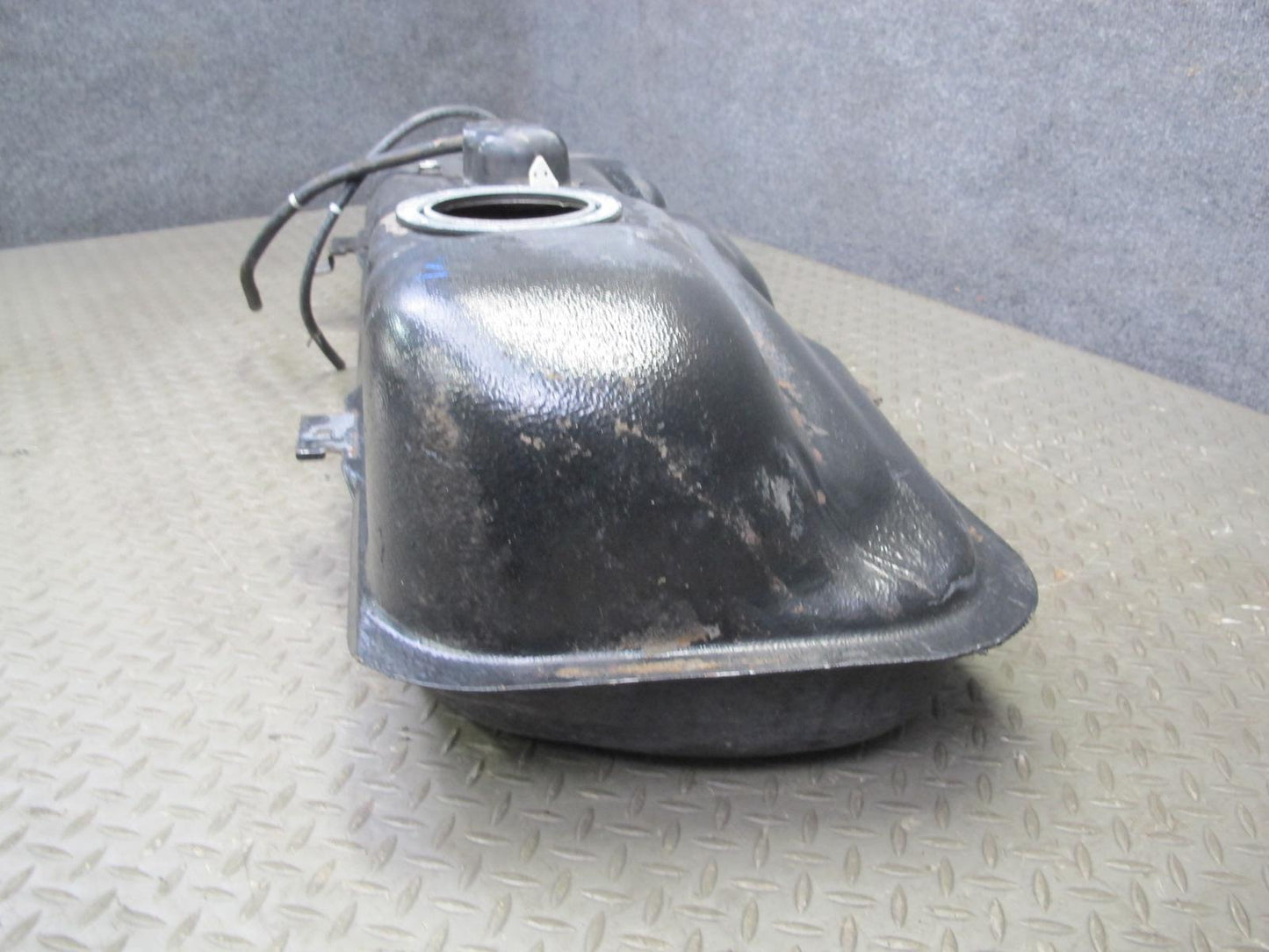 00-05 Toyota MR2 Spyder ZZW30L 1ZZFE Fuel Tank Unit OEM