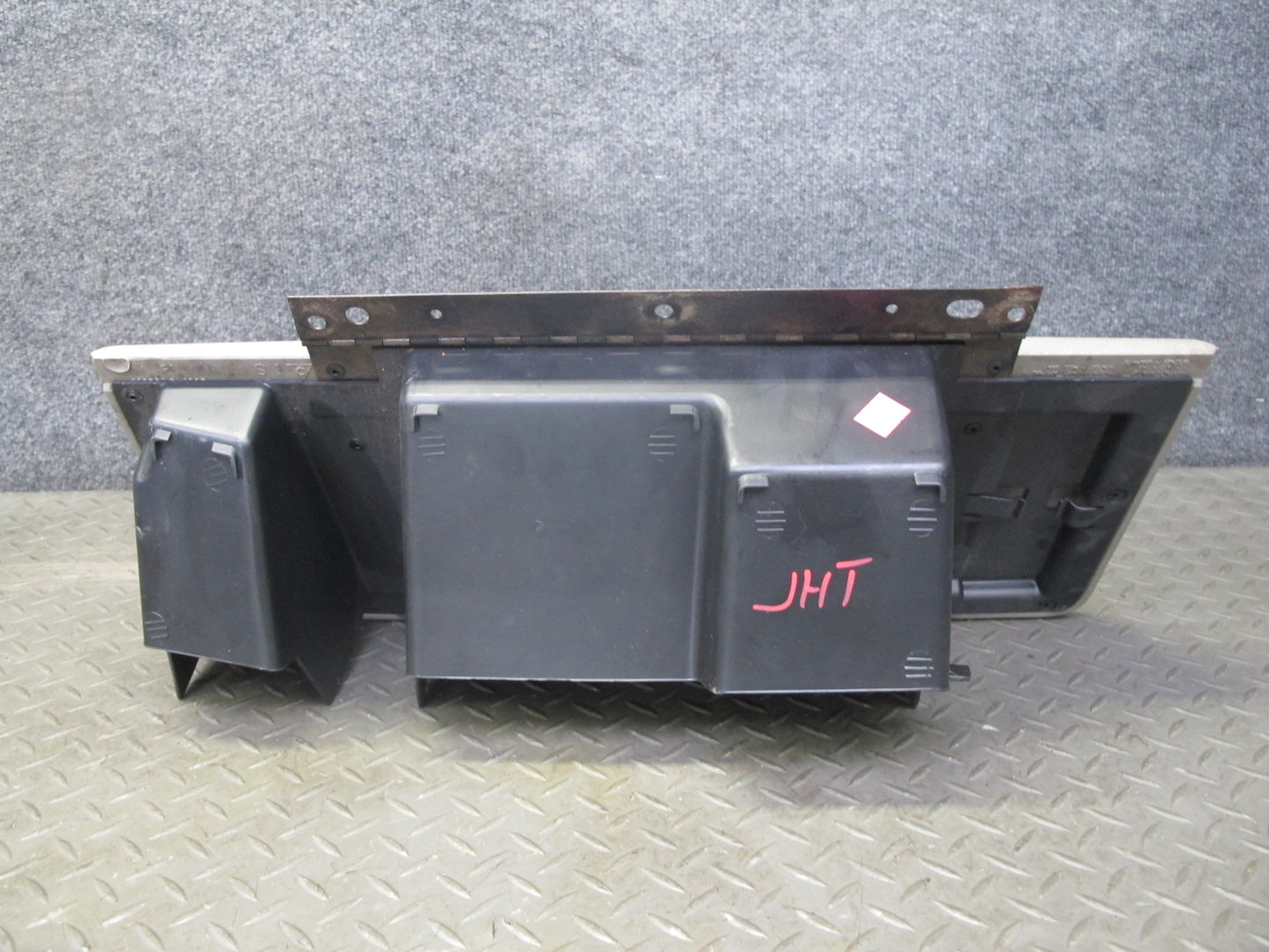 2003-2007 Hummer H2 Front Right Passenger Dash Glove Box Compartment Storage