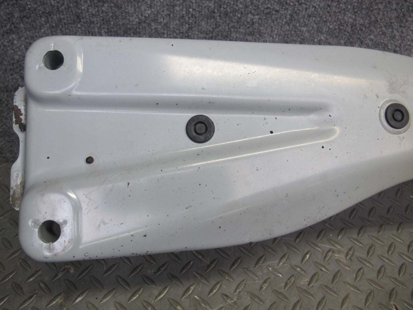 00-02 Toyota MR2 Spyder ZZW30L Rear Suspension Sub Frame Crossmember Carrier OEM