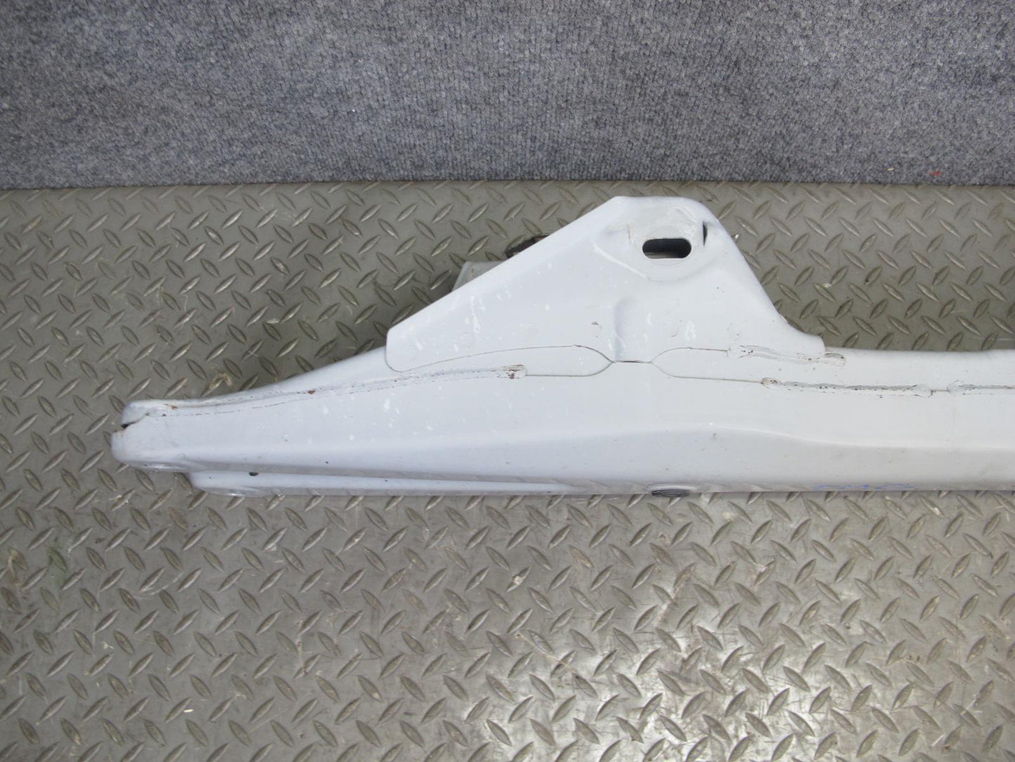 00-02 Toyota MR2 Spyder ZZW30L Rear Suspension Sub Frame Crossmember Carrier OEM