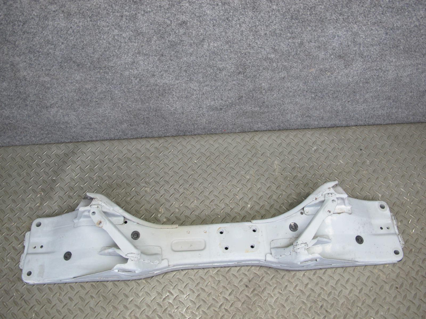 00-02 Toyota MR2 Spyder ZZW30L Rear Suspension Sub Frame Crossmember Carrier OEM