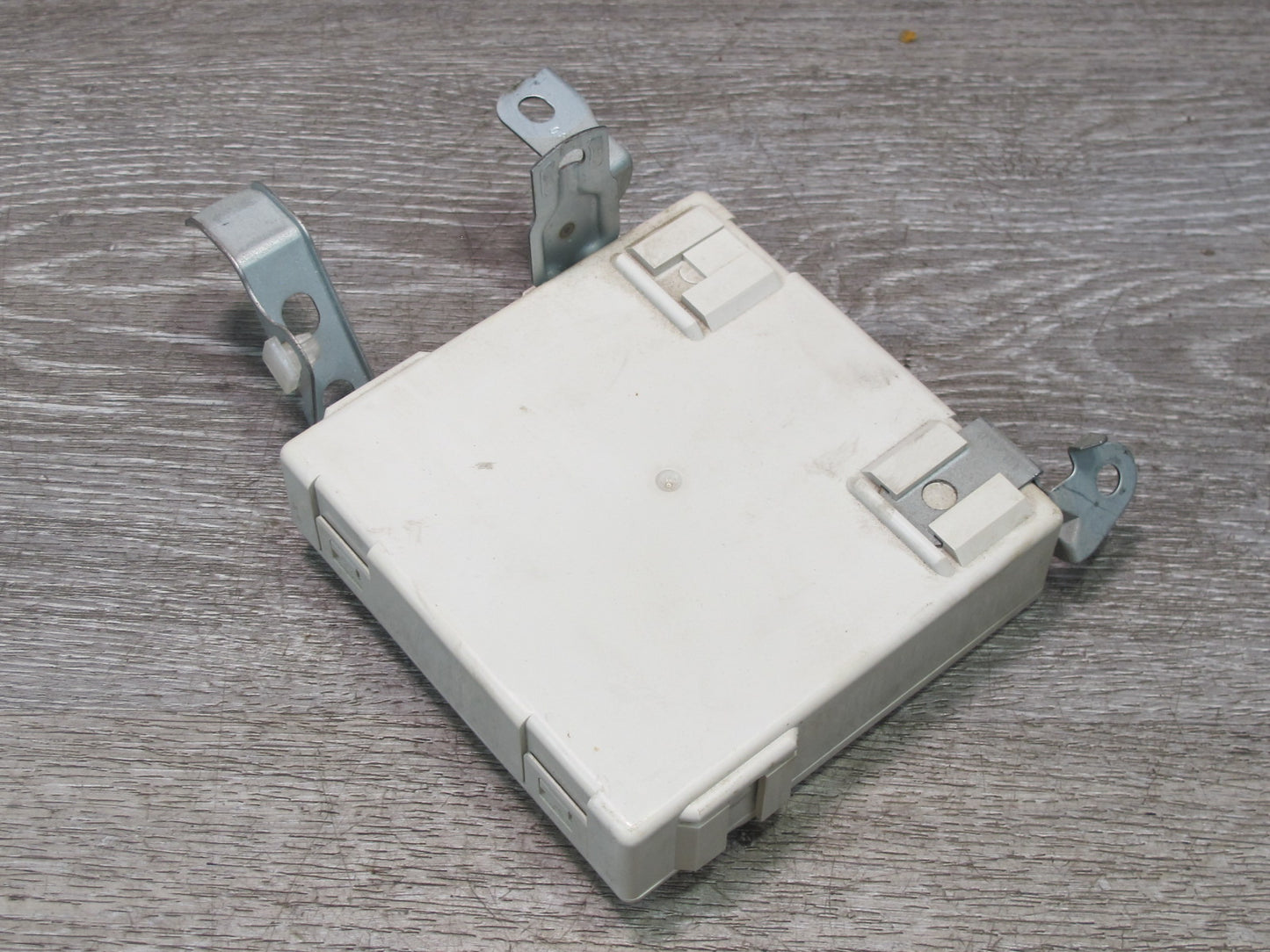95-97 Lexus UCF20L LS400 Tilt & Telescopic Control Module 89227-50030 OEM