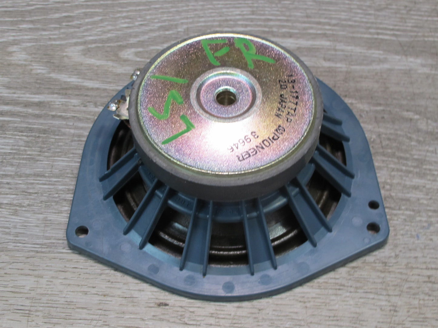 95-00 Lexus LS400 UCF20L Set of 2 Front Left & Right Door Speaker Pioneer OEM