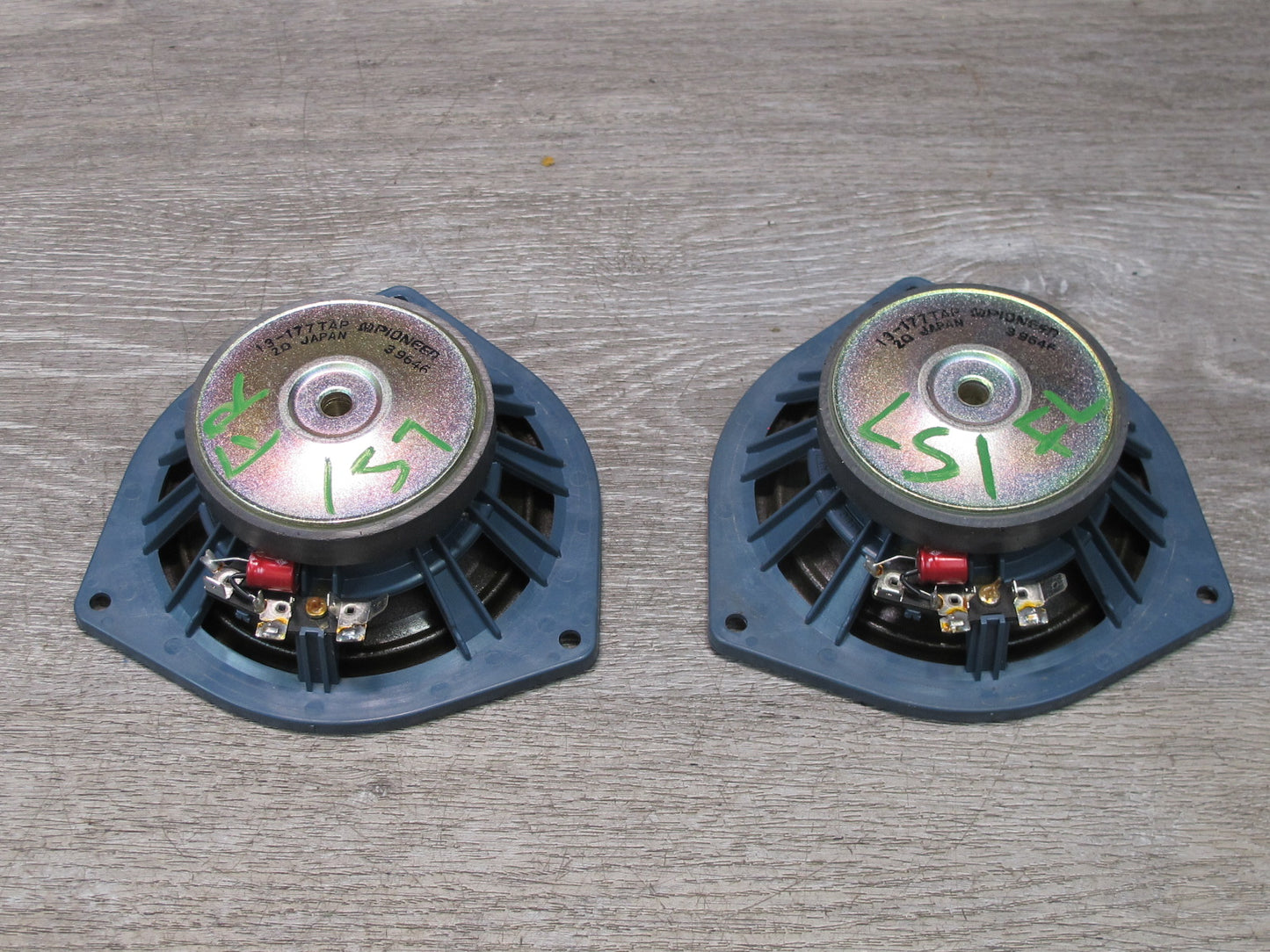 95-00 Lexus LS400 UCF20L Set of 2 Front Left & Right Door Speaker Pioneer OEM