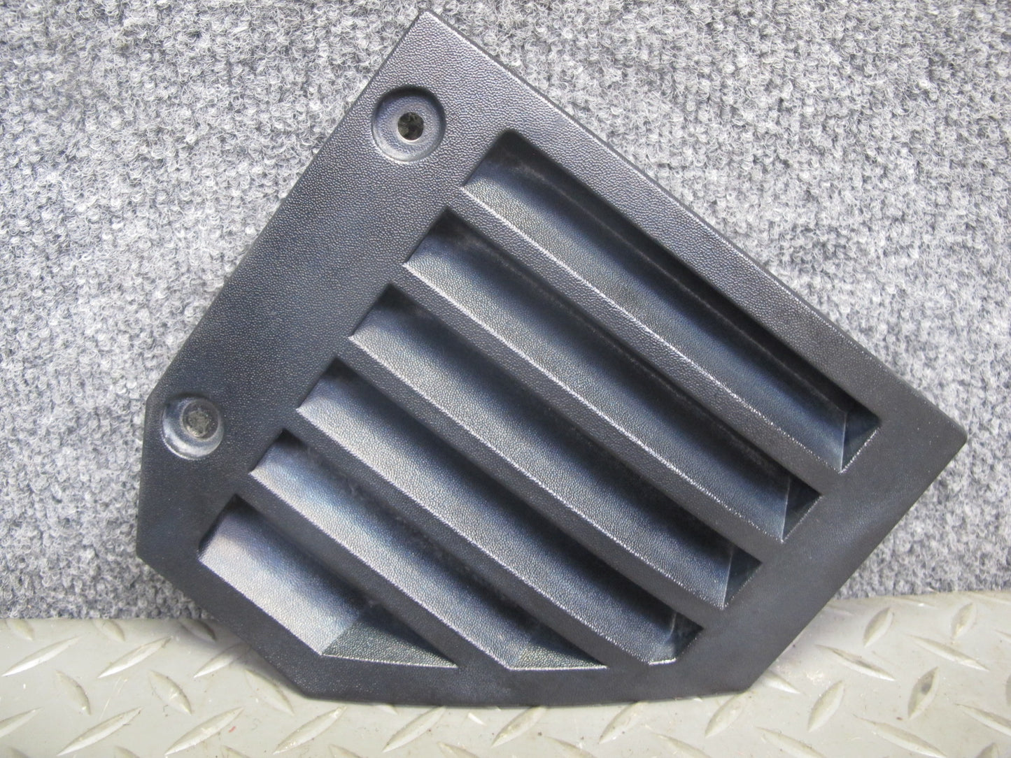 2003 Hummer H2 Front Left & Right Side Fender Grille Moldng Black Set of 2