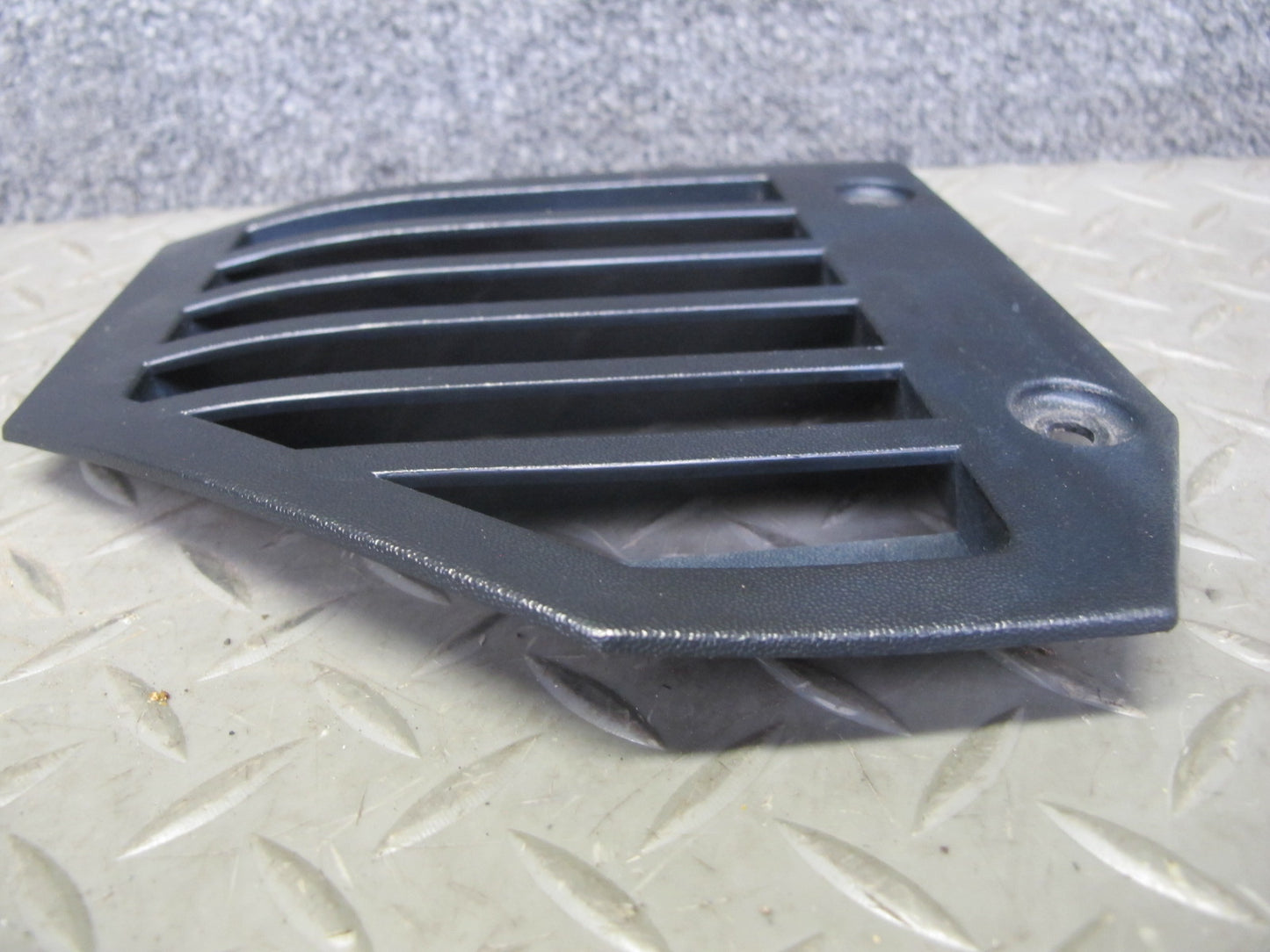 2003 Hummer H2 Front Left & Right Side Fender Grille Moldng Black Set of 2