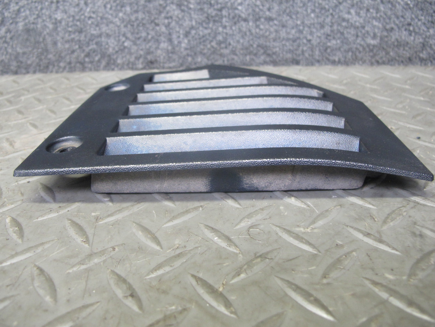 2003 Hummer H2 Front Left & Right Side Fender Grille Moldng Black Set of 2