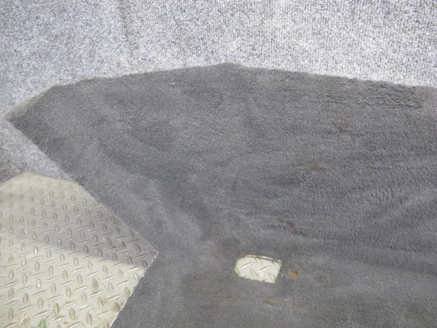 05-13 Chevrolet Corvette C6 Front Right Floor Carpet Cover 15867619 OEM