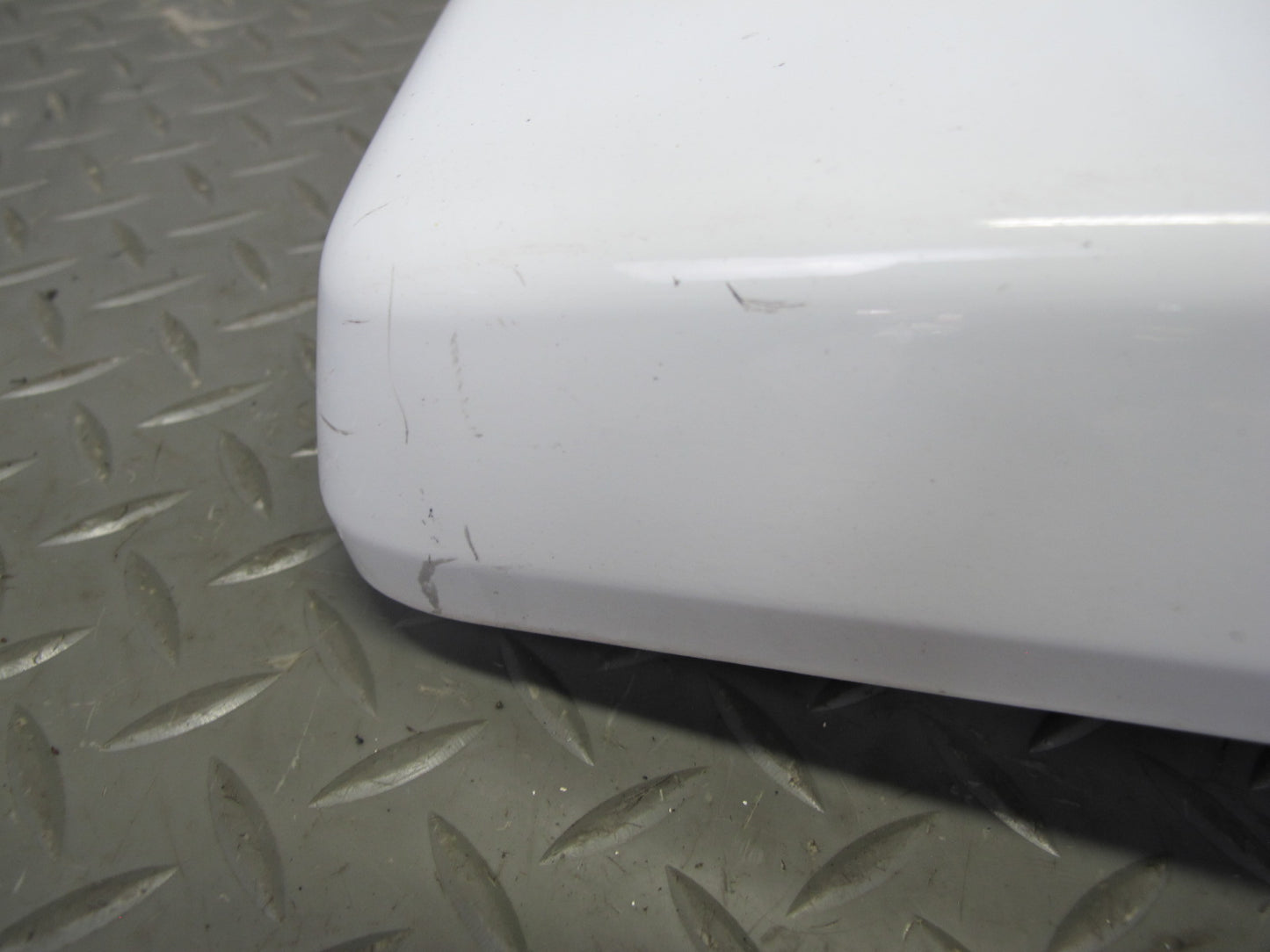 2003-2009 Hummer H2 Front Right & Left Side Cowl Vent Panel END Cap Cover Set