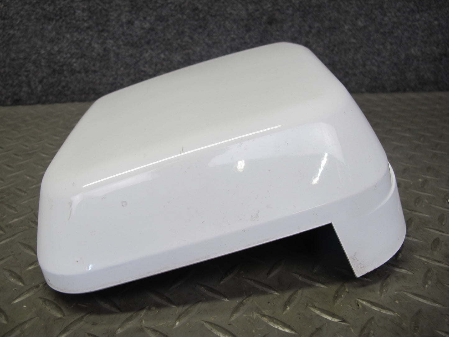 2003-2009 Hummer H2 Front Right & Left Side Cowl Vent Panel END Cap Cover Set