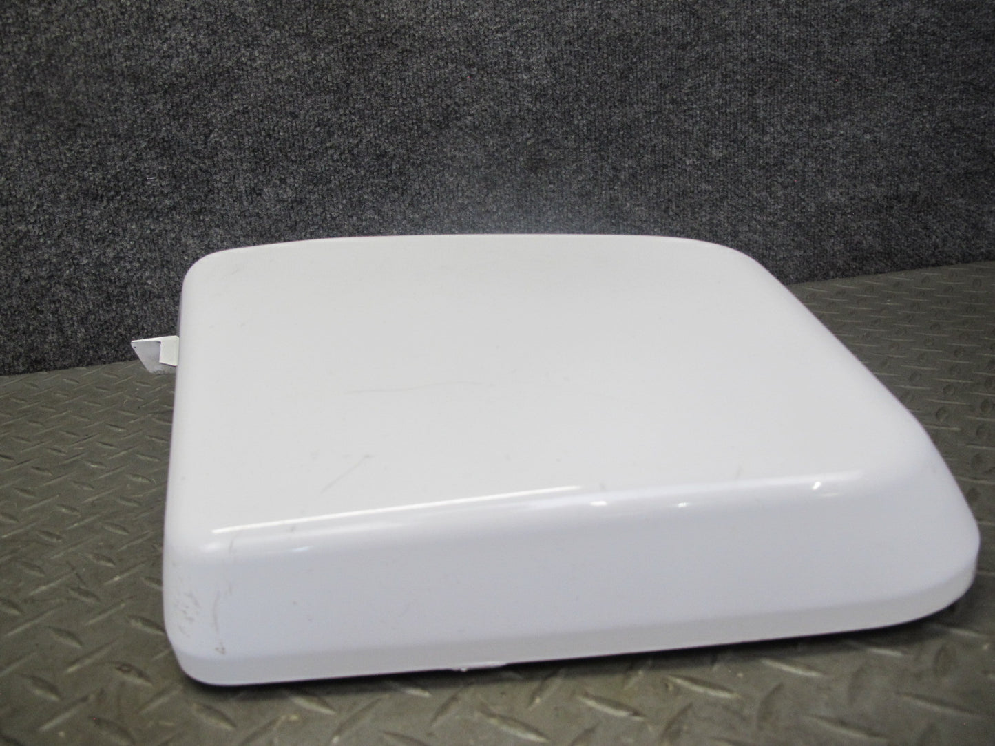 2003-2009 Hummer H2 Front Right & Left Side Cowl Vent Panel END Cap Cover Set