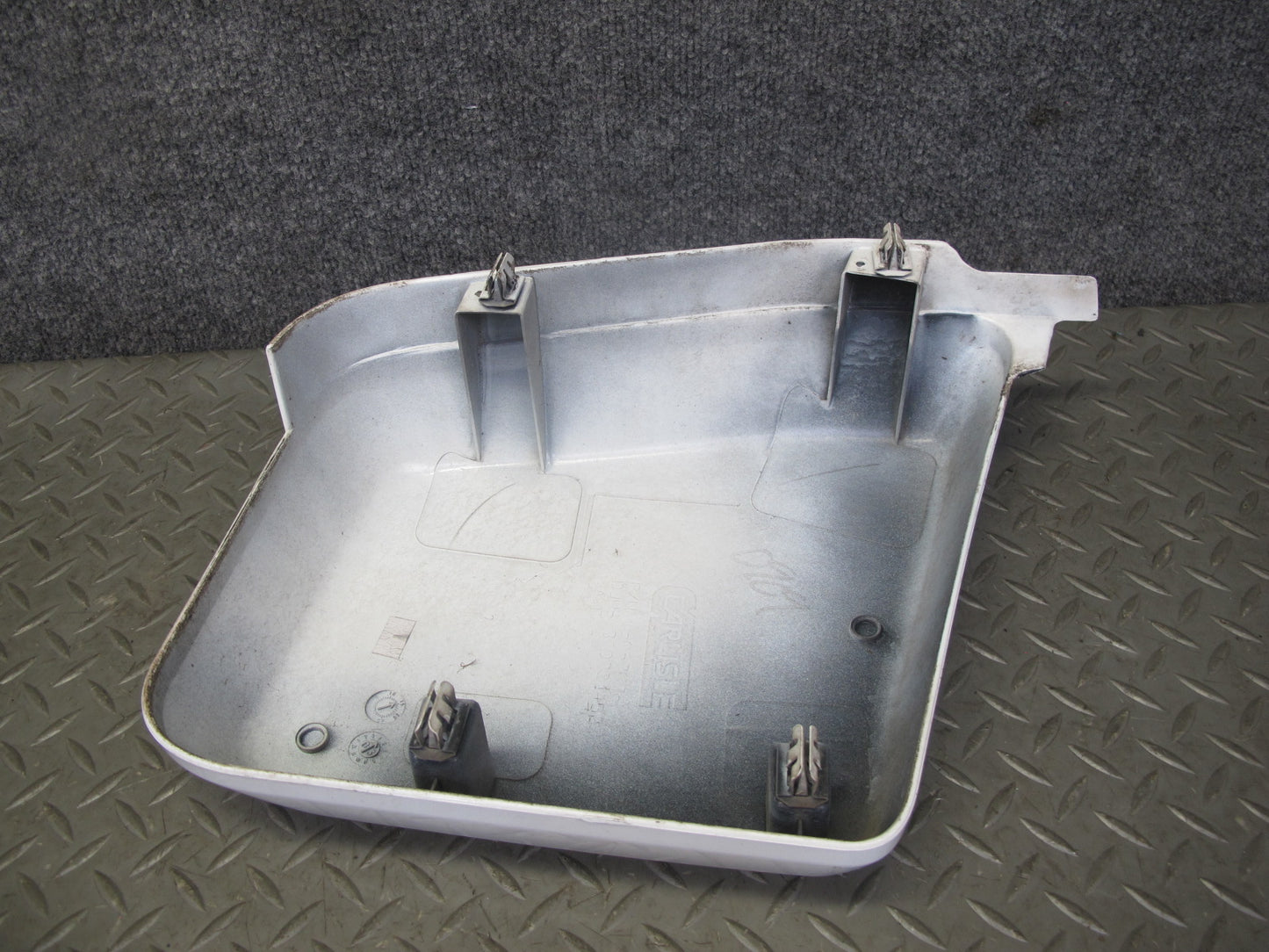 2003-2009 Hummer H2 Front Right & Left Side Cowl Vent Panel END Cap Cover Set
