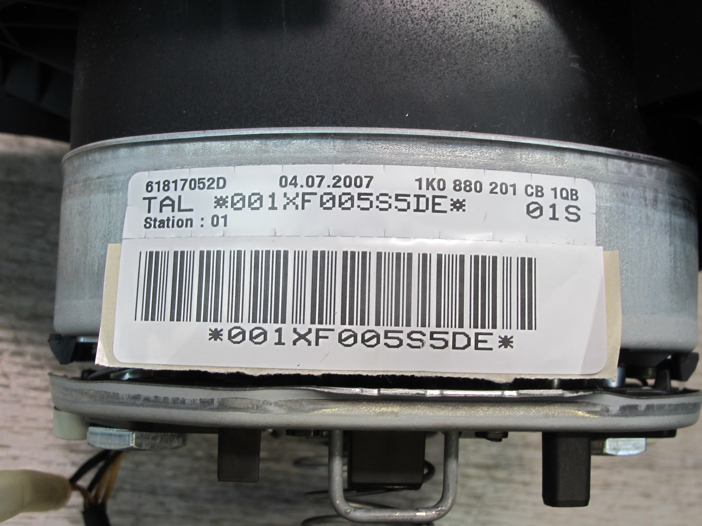 06-09 VOLKSWAGEN VW GOLF GTI R32 FRONT LEFT DRIVER SIDE STEERING WHEEL SRS AIRBAG OEM