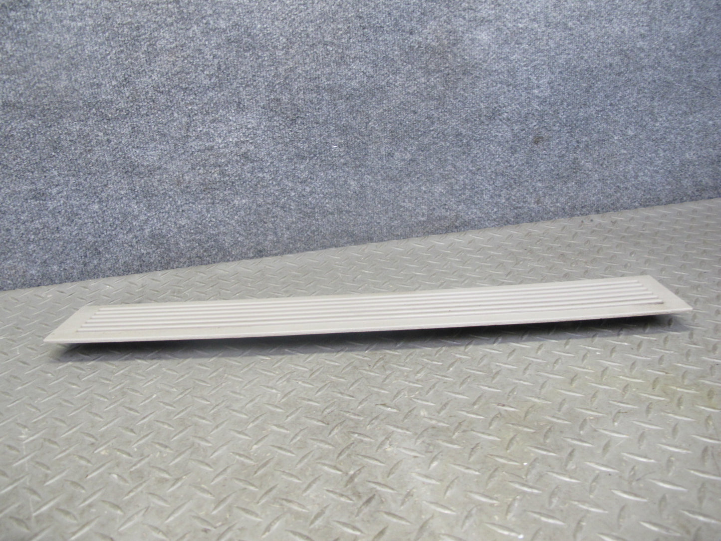 2003-2009 Hummer H2 Front Right & Left Side Door Scuff Sill Plate Trim Panel Set