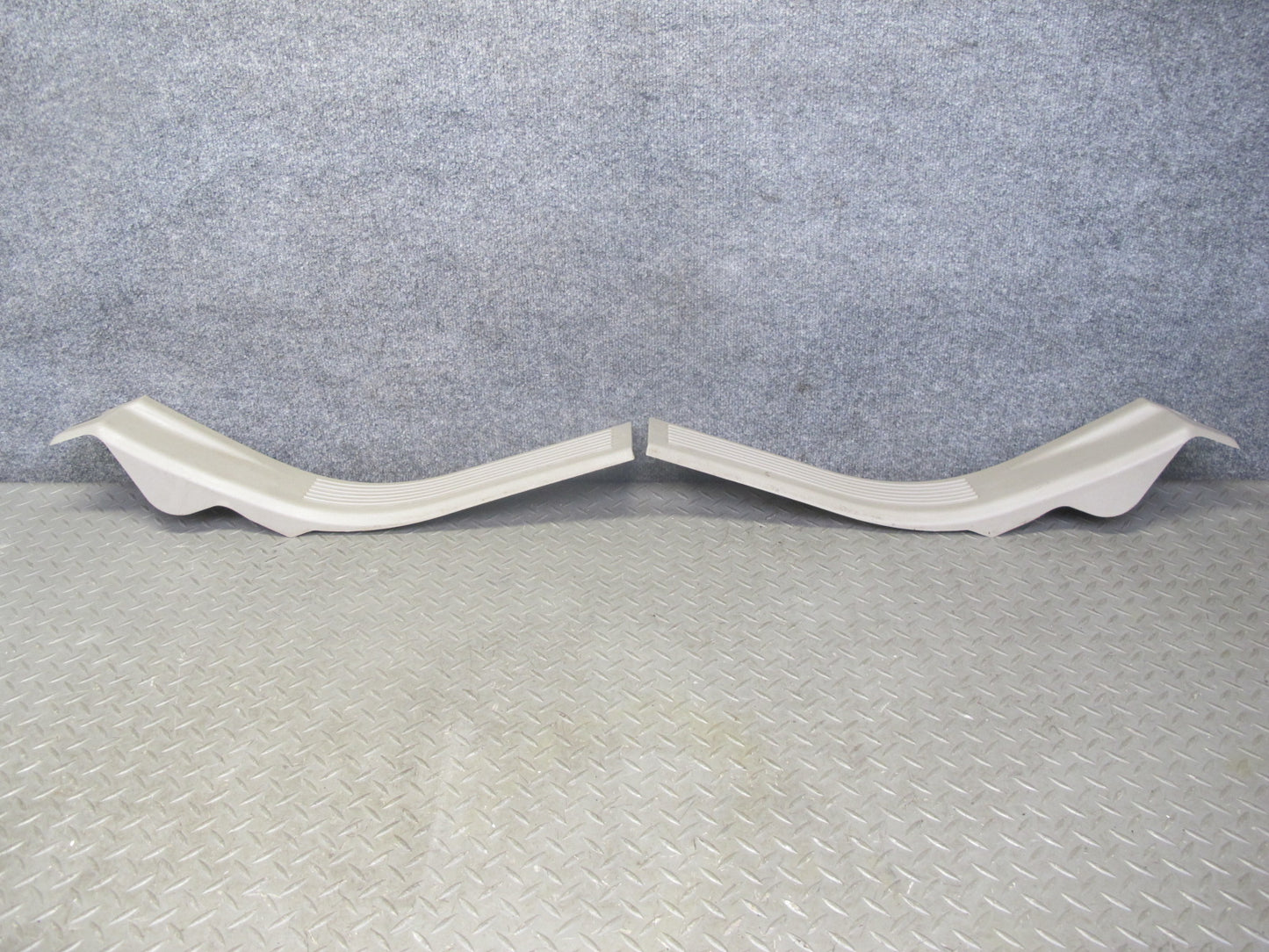 2003-2009 Hummer H2 Rear Right & Left Side Door Scuff Sill Plate Trim Panel Set
