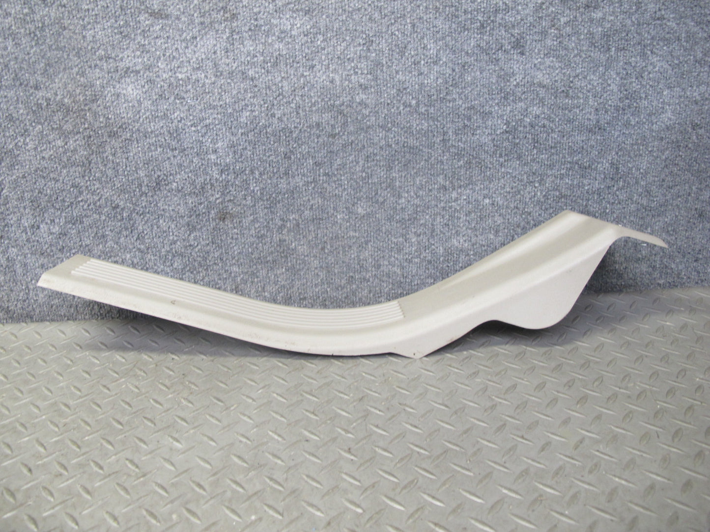2003-2009 Hummer H2 Rear Right & Left Side Door Scuff Sill Plate Trim Panel Set